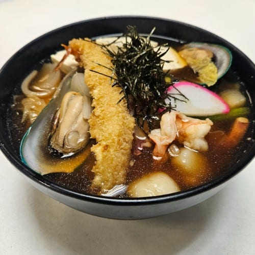 Yose Nabe Udon.