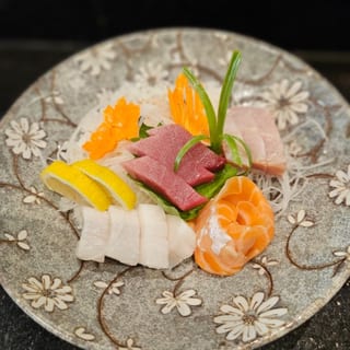 Combo Sashimi Dinner